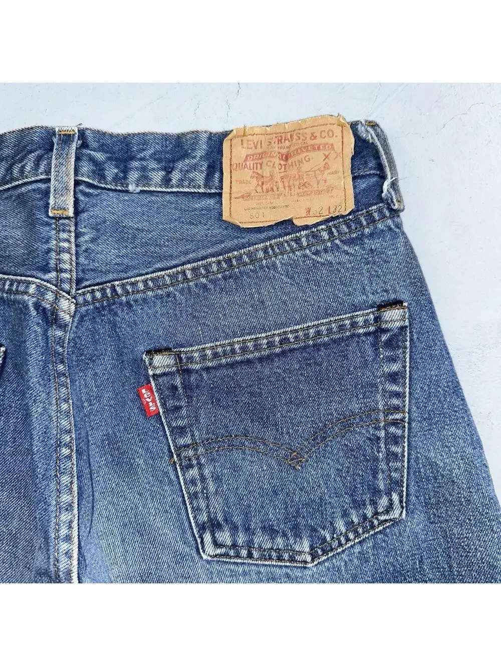 Levis 501 Vintage 80s Redline Selvedge USA XX Jeans Med Wash 32x32 Act 30x29